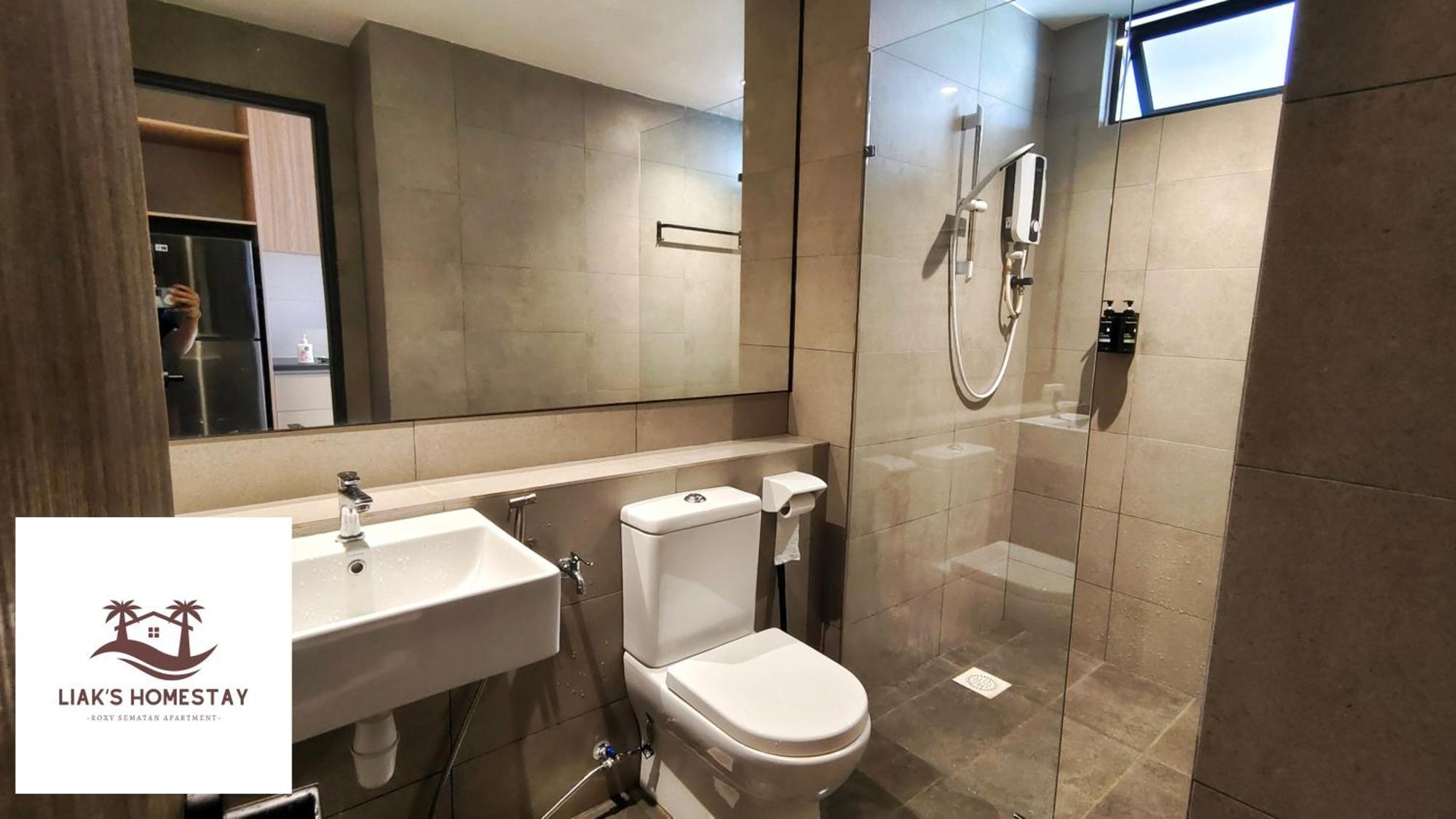Apartment Seaview Apartment,highest Floor Sematan