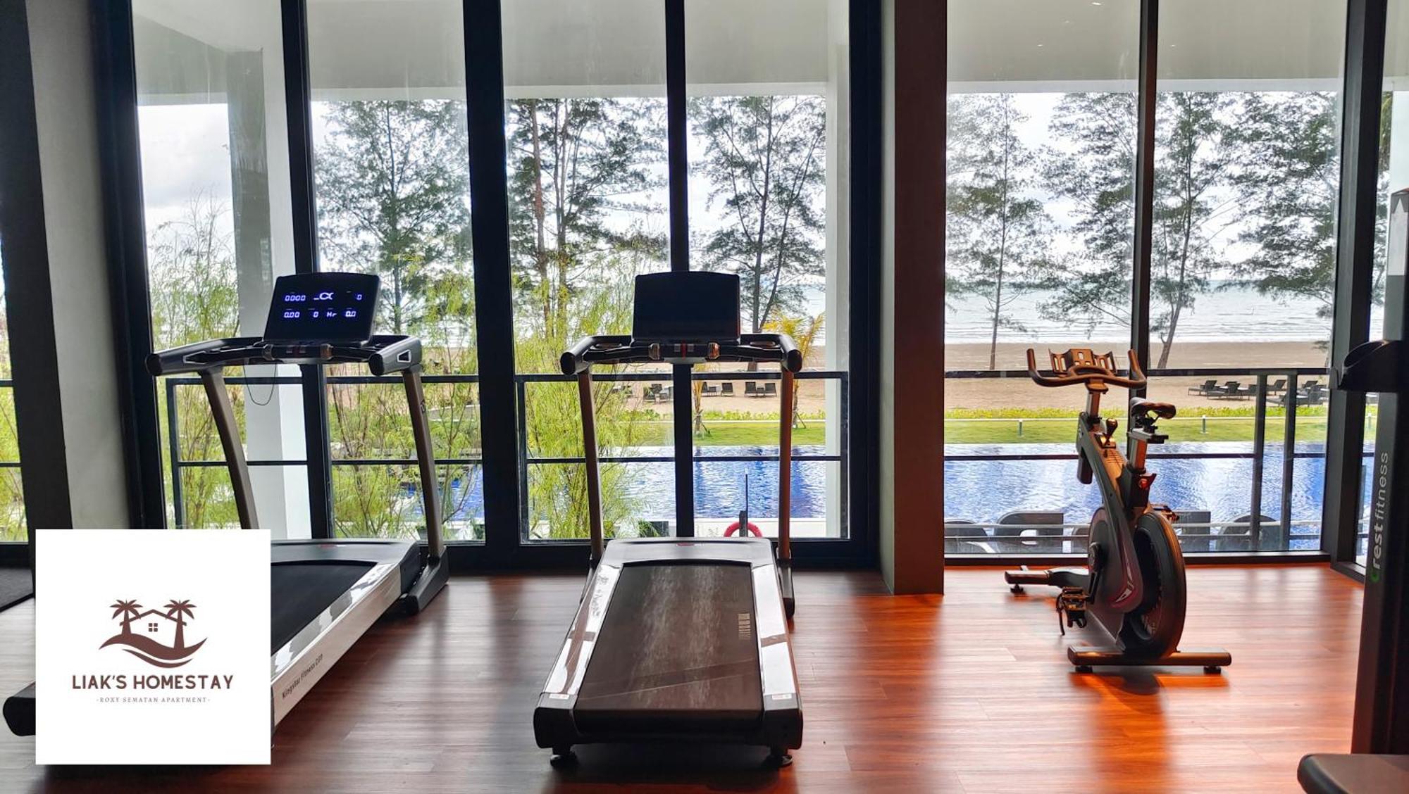 Seaview Apartment,highest Floor *