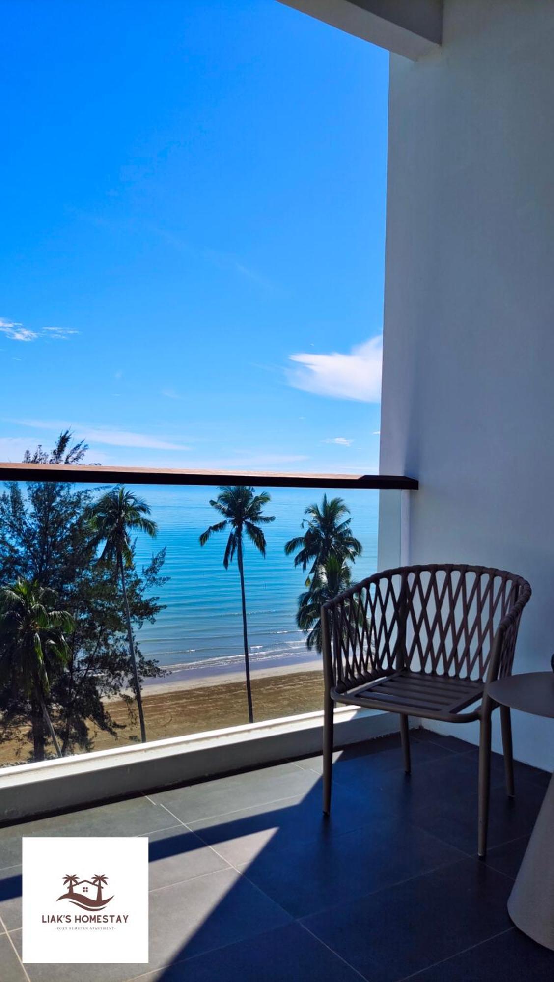 Seaview Apartment,highest Floor Sematan